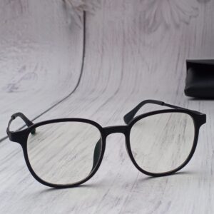 Square-Round Titanium-Acetate Glasses