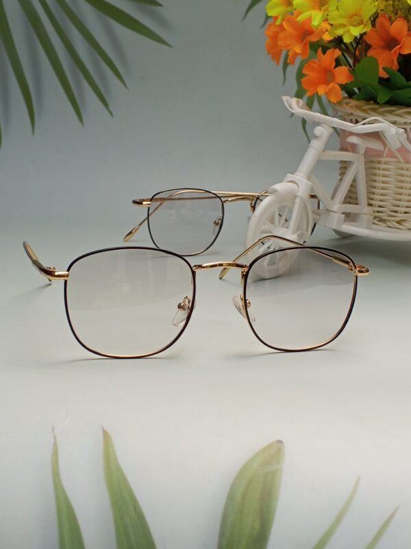 Square Metal Photochromic Glasses – Unisex Transition Lenses