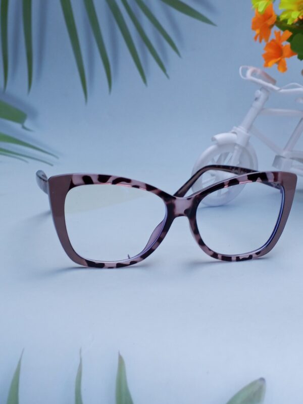 Bold Cat-Eye Anti-Blue Light Glasses