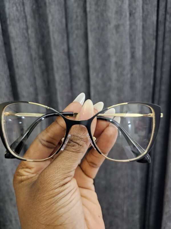 Luxury Cat-Eye Anti-Blue Light Frames for Women