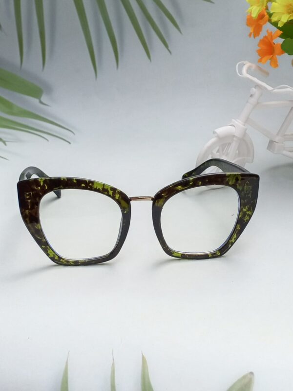 Bold Cat-Eye Anti-Blue Light Glasses